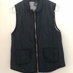 Market and Spruce Vest